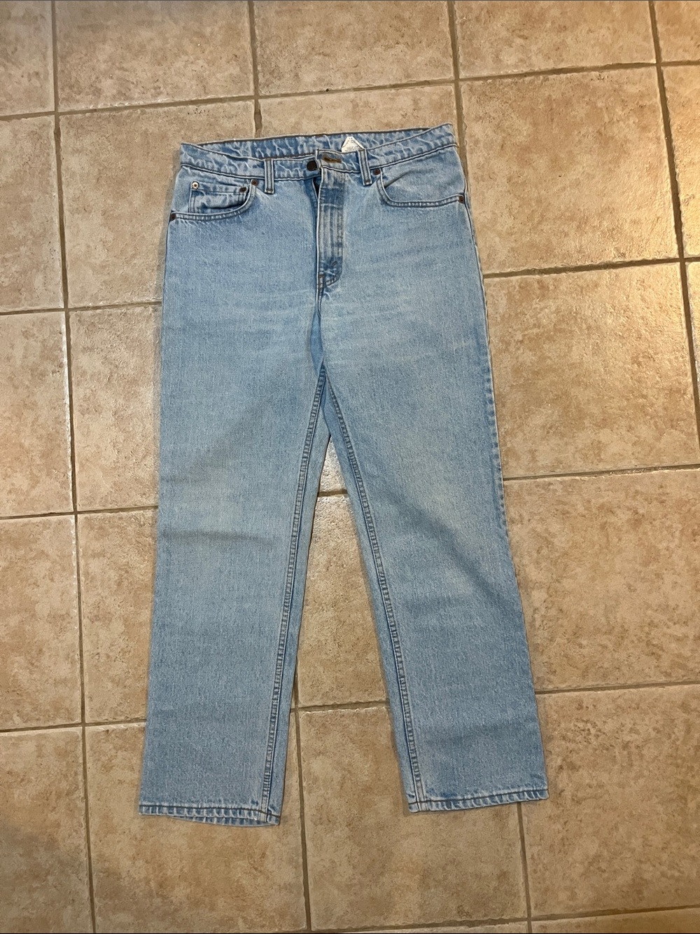 Vintage (2000’s) Men’s 516 Levi’s Lightwash